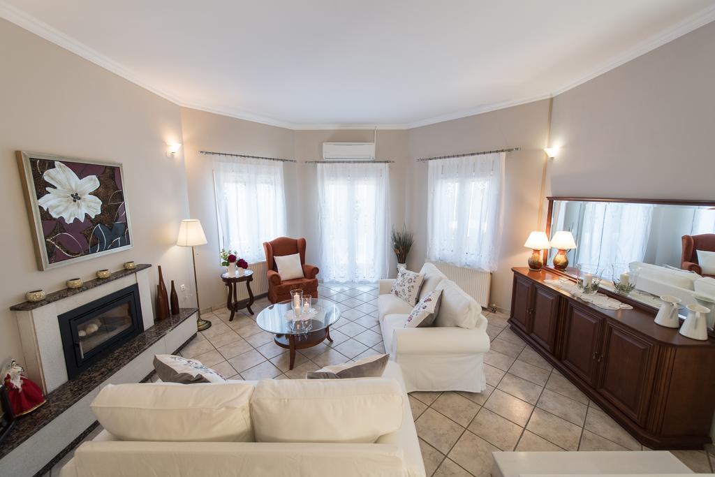 Villa Marilia Tsoukaladhes Ngoại thất bức ảnh
